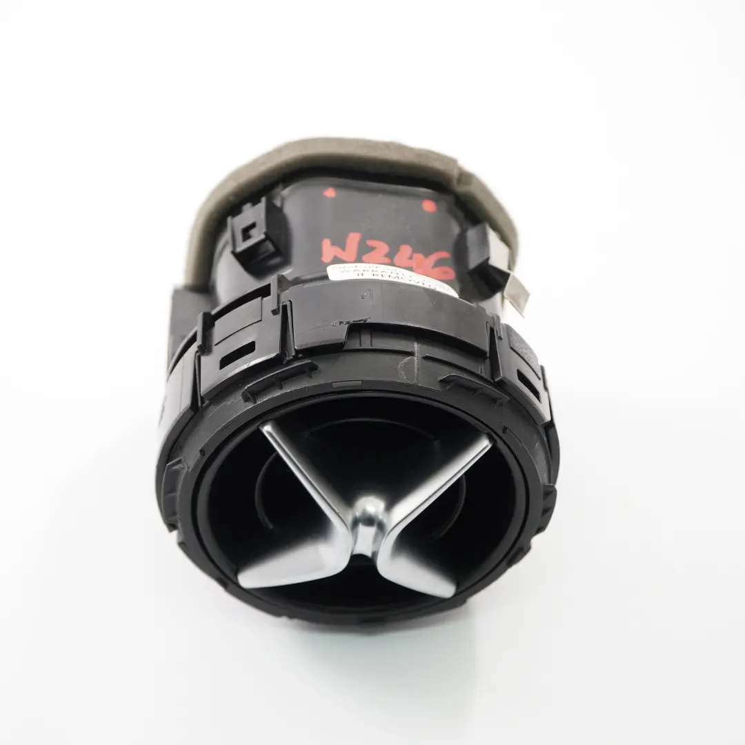 Salpicadero Derecho Boquilla Ventilación Silver Shadow para Mercedes W246 con número de pieza A2468304000 Mercedes W246 Salpicadero Derecho Boquilla Ventilación Silver Shadow - SKU A2468304000 - Número de pieza A2468304000