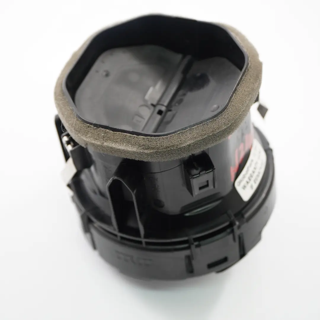 Salpicadero Derecho Boquilla Ventilación Silver Shadow para Mercedes W246 con número de pieza A2468304000 Mercedes W246 Salpicadero Derecho Boquilla Ventilación Silver Shadow - SKU A2468304000 - Número de pieza A2468304000