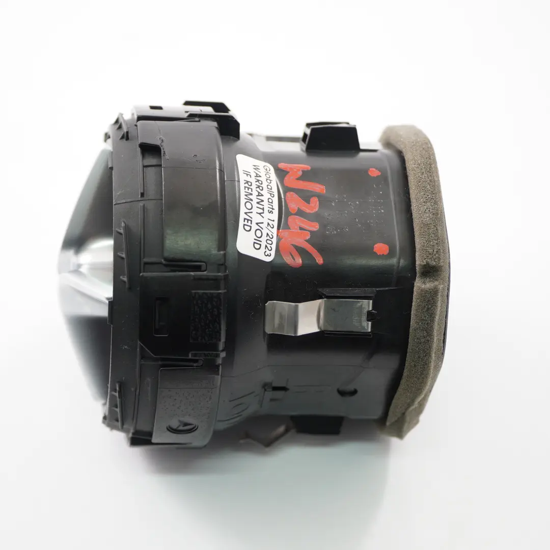Mercedes W246 Salpicadero Derecho Boquilla Ventilación Silver Shadow - SKU A2468304000 - Número de pieza A2468304000