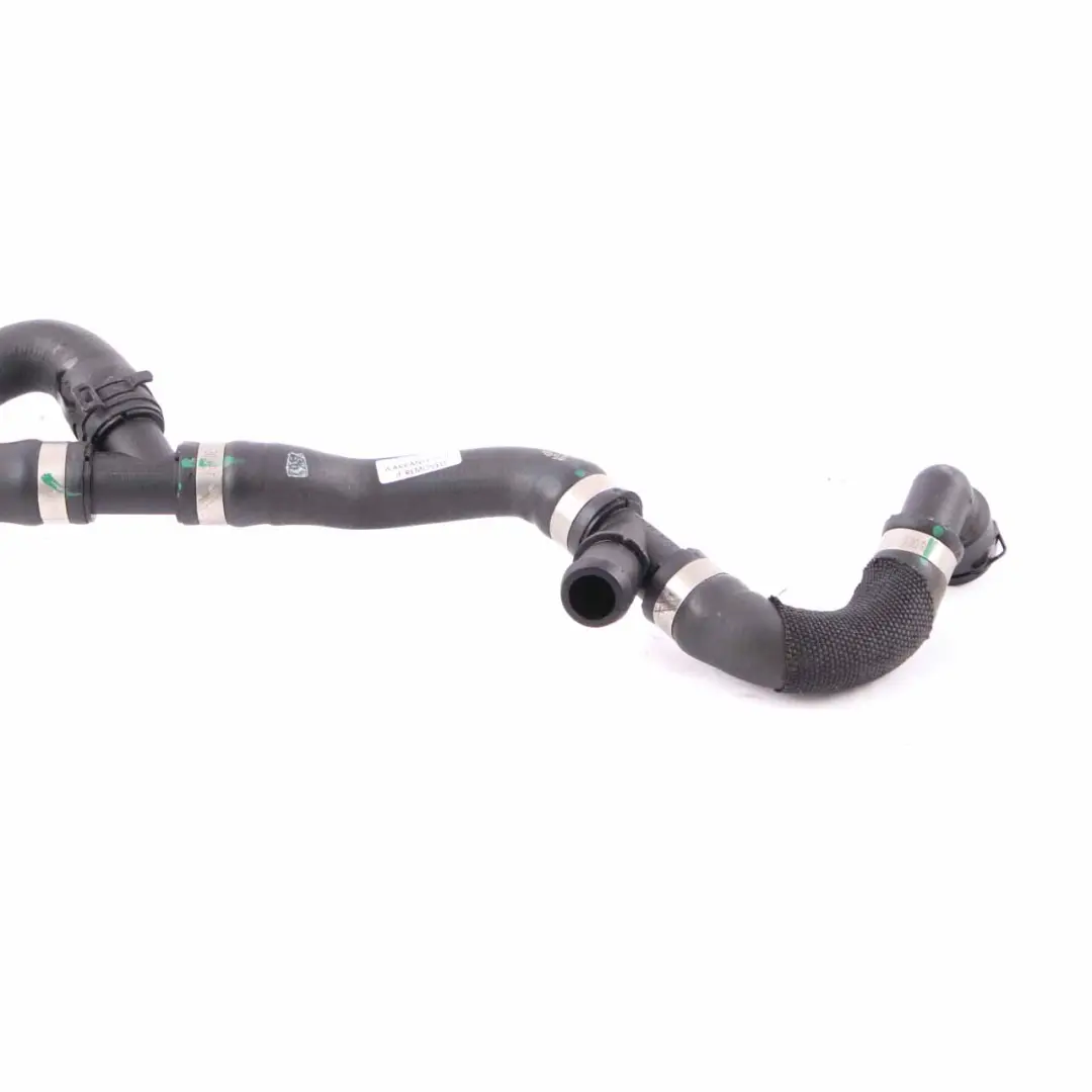 Tuyau de refroidissement Mercedes W176 Diesel Conduite d'eau pour à propos du numéro de pièce A2468304900 Tuyau de refroidissement Mercedes W176 Diesel Conduite d'eau - SKU A2468304900-1 - Numéro de pièce A2468304900