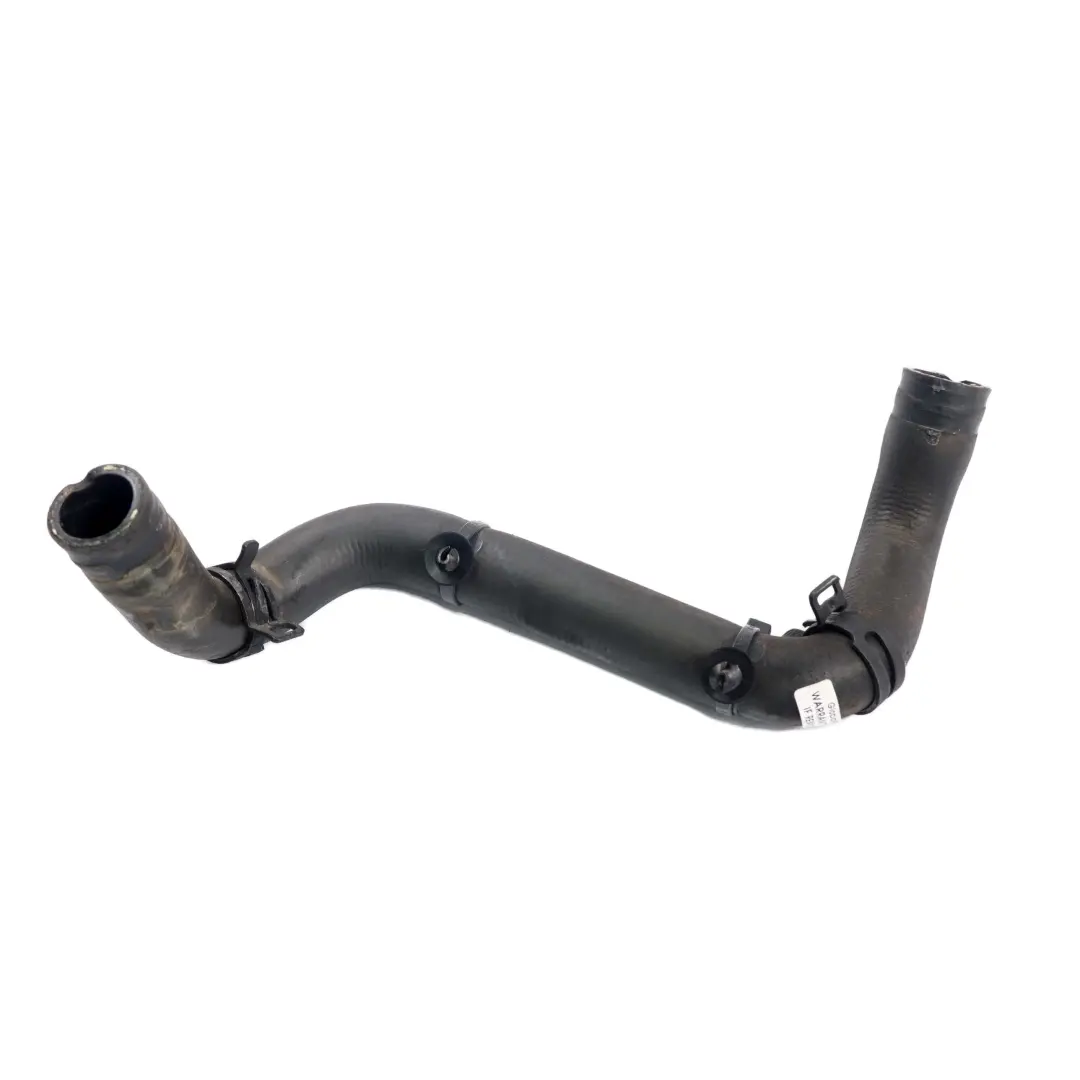 Mercedes W176 Tuyau refroidissement moteur conduite refroidissement - SKU A2468305100 - Numéro de pièce A2468305100