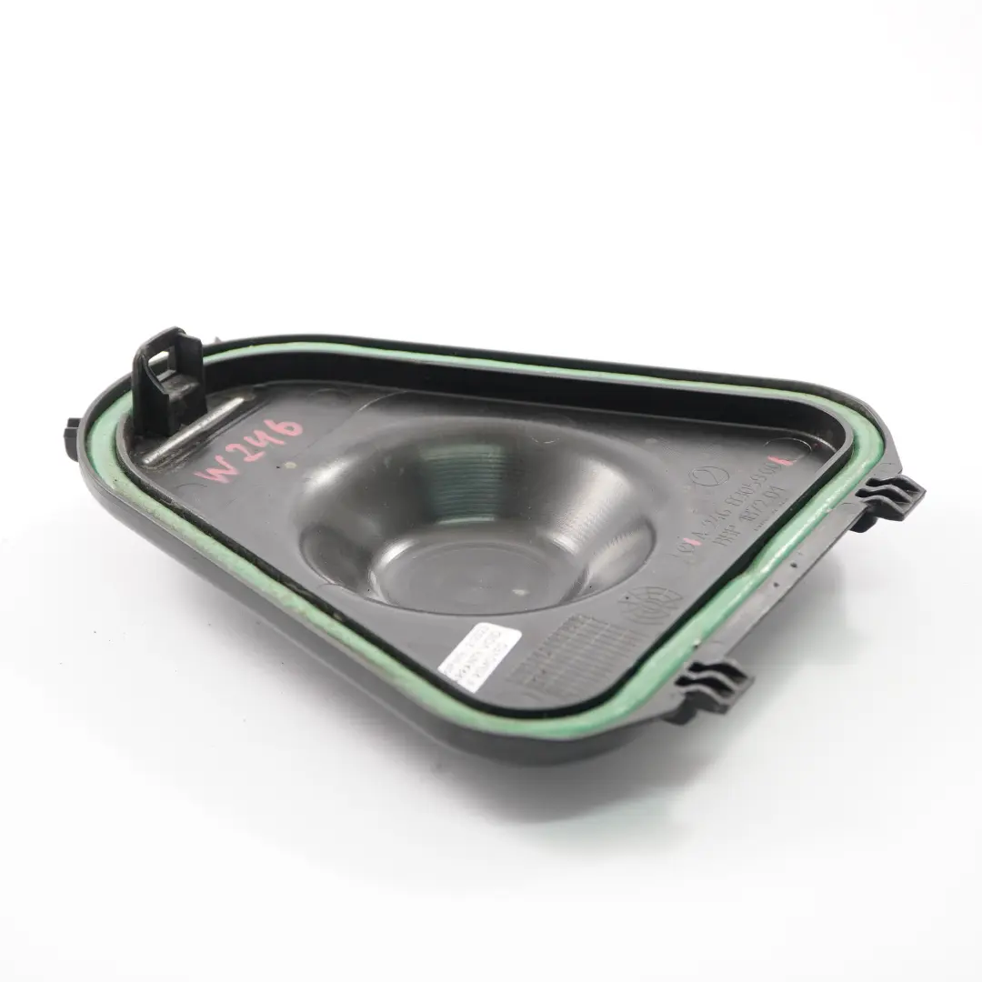 Panneau d'habillage de pare-brise avant pour Mercedes W246 à propos du numéro de pièce A2468305900 Mercedes W246 Panneau d'habillage de pare-brise avant - SKU A2468305900 - Numéro de pièce A2468305900