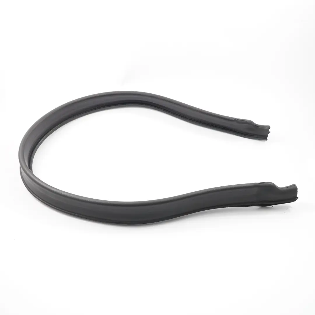 Pannello anteriore Scuttle Tempo Guarnizione di gomma per Mercedes W246 con numero di parte A2468310042 Mercedes W246 Pannello anteriore Scuttle Tempo Guarnizione di gomma - SKU A2468310042 - Numero di parte A2468310042