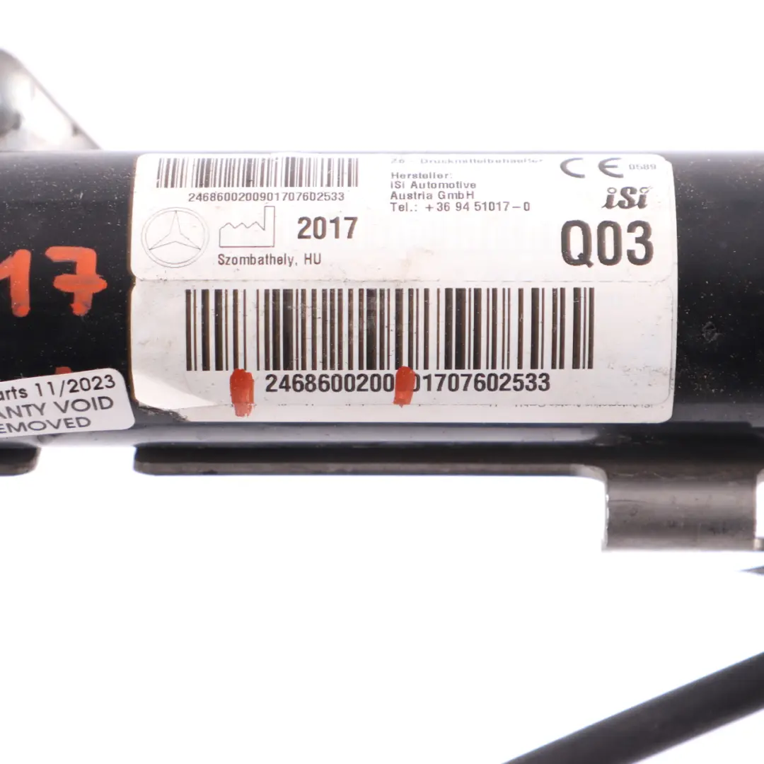 Mercedes W176 Attuatore serbatoio serbatoio pressione cofano - SKU A2468600200 - Numero di parte A2468600200
