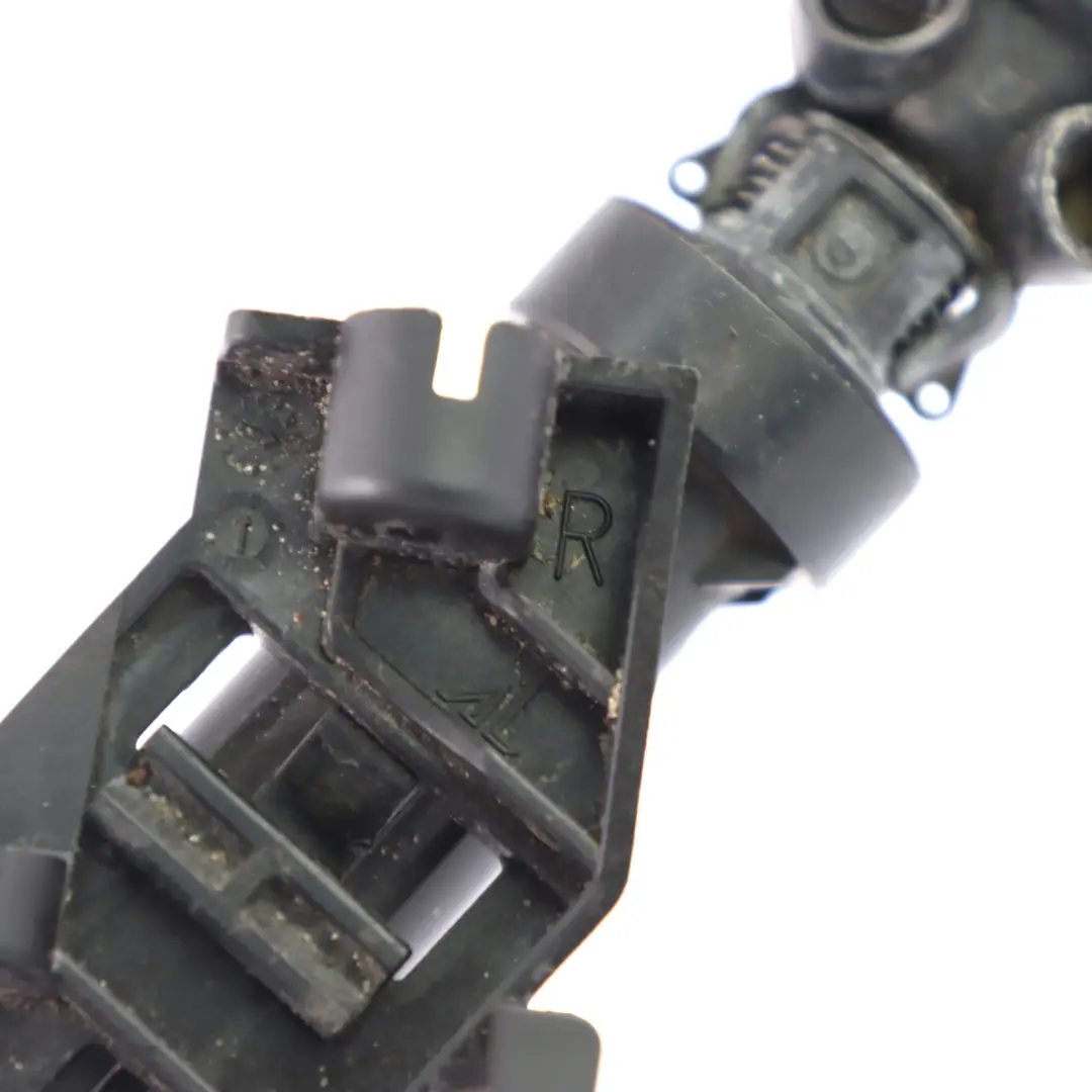 Spryskiwacz Lampy Reflektora Prawy do Mercedes W246 C117 o numerze A2468600647 Mercedes W246 C117 Spryskiwacz Lampy Reflektora Prawy - SKU A2468600647 - Numer Części A2468600647