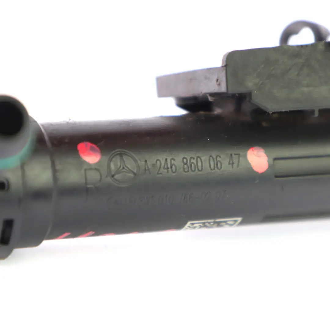Lave phares Jet Phare Droit pour Mercedes W246 C117 à propos du numéro de pièce A2468600647 Mercedes W246 C117 Lave phares Jet Phare Droit - SKU A2468600647 - Numéro de pièce A2468600647