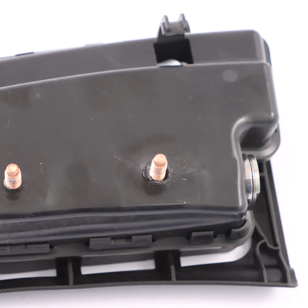 Module d'air latéral du siège avant gauche pour Mercedes W246 à propos du numéro de pièce A2468601302 Mercedes W246 Module d'air latéral du siège avant gauche - SKU A2468601302 - Numéro de pièce A2468601302