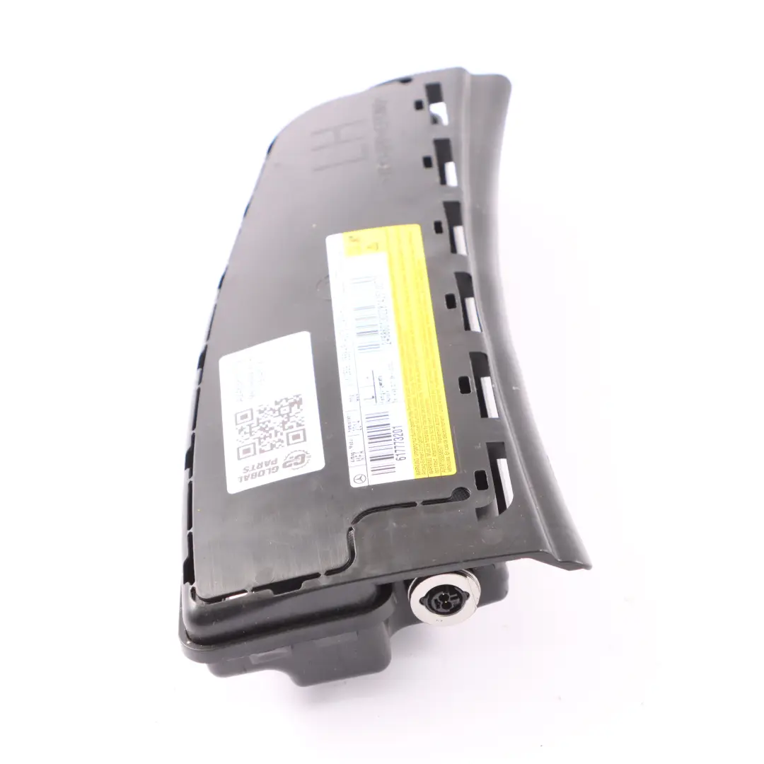 Poduszka Airbag Fotela Lewy Przód do Mercedes W246 o numerze A2468601302 Mercedes W246 Poduszka Airbag Fotela Lewy Przód - SKU A2468601302 - Numer Części A2468601302