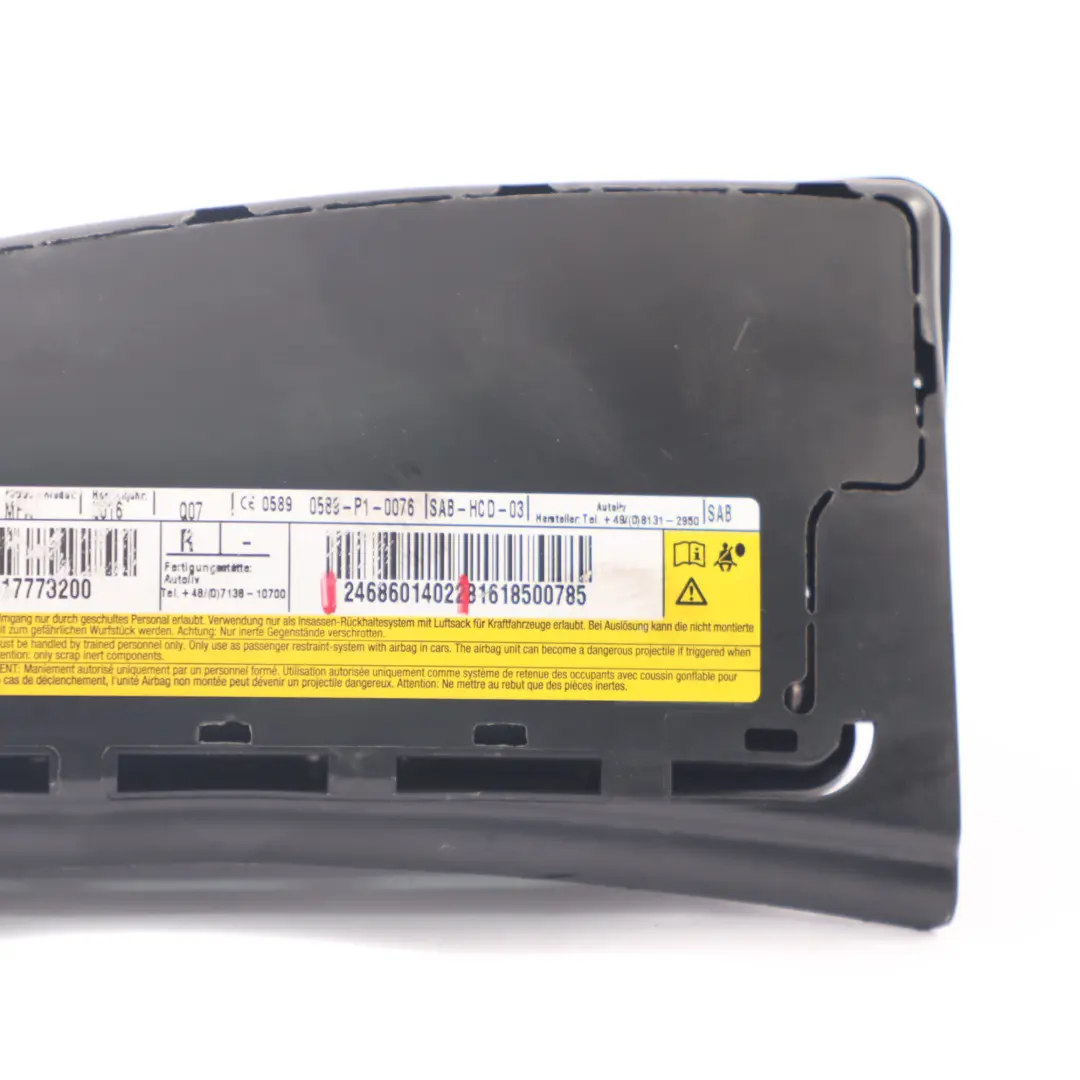 Module d'air latéral de siège avant droit pour Mercedes W246 à propos du numéro de pièce A2468601402 Mercedes W246 Module d'air latéral de siège avant droit - SKU A2468601402 - Numéro de pièce A2468601402