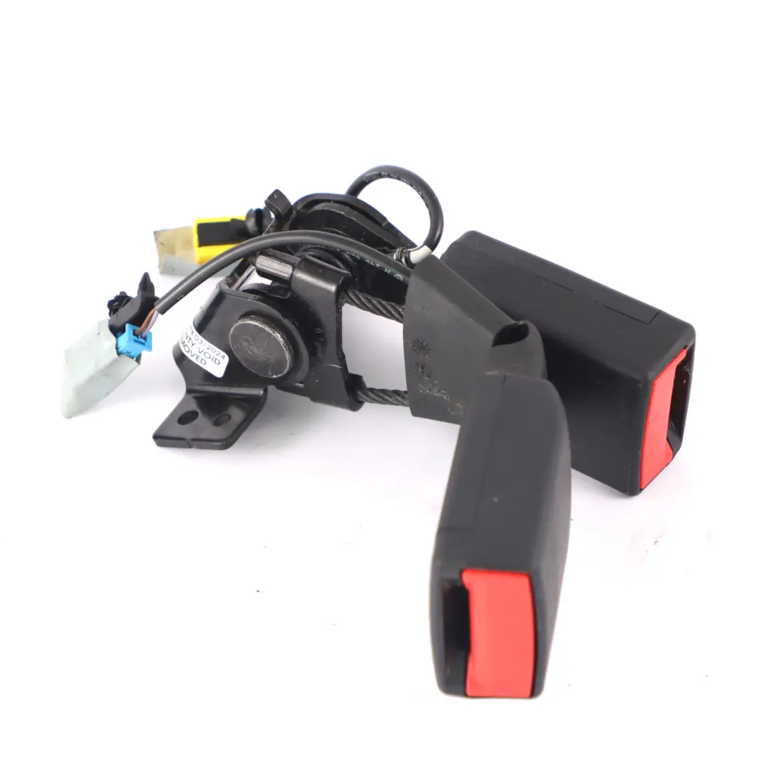 Seat Buckle Mercedes W246 Belt Buckle Latch Rear Central Right N/O/S - SKU A2468603269 - Part number A2468603269