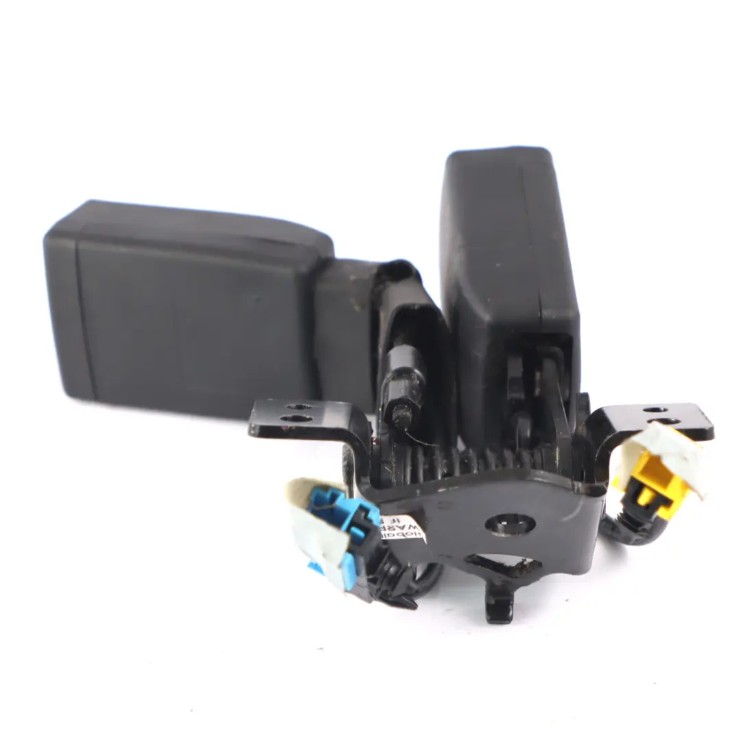 Seat Buckle Mercedes W246 Belt Buckle Latch Rear Central Right - SKU A2468603269 - Part number A2468603269