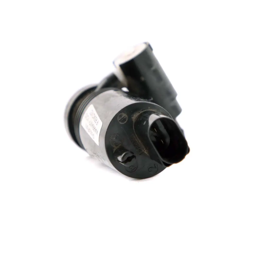 Mercedes W176 W246 C117 Pompe Lave-glace Liquide Pare-brise - SKU A2468660000 - Numéro de pièce A2468660000
