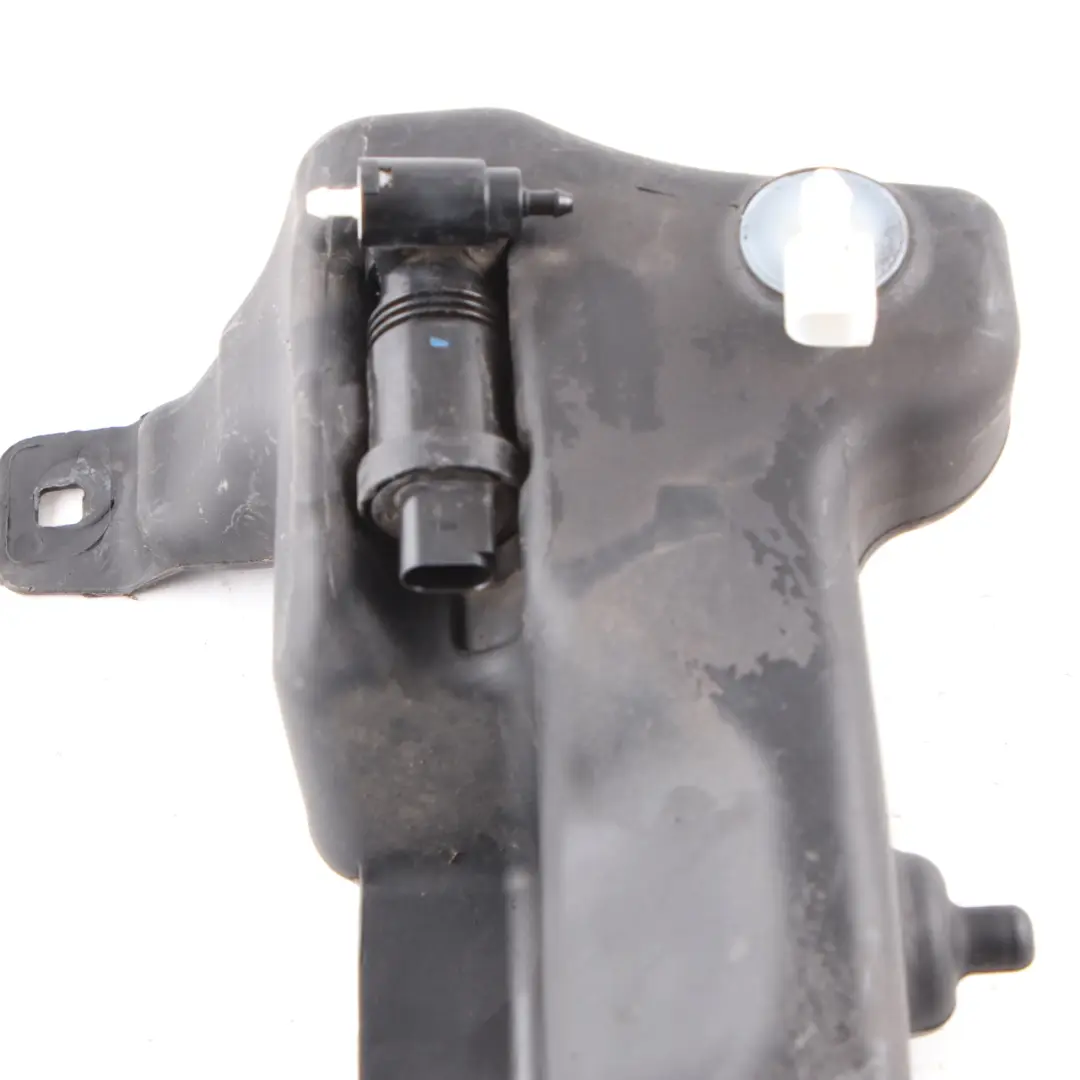 Mercedes W176 W246 Bouteille lave-glace Réservoir liquide pare-brise - SKU A2468690020 - Numéro de pièce A2468690020