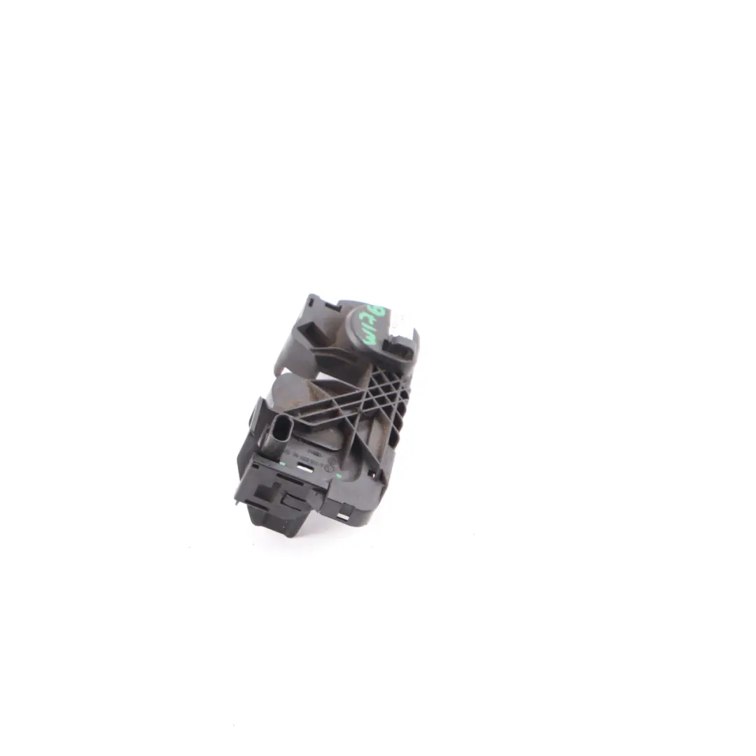 Mercedes W117 W176 W246 Serratura cofano Chiusura del cofano motore - SKU A2468700558 - Numero di parte A2468700558