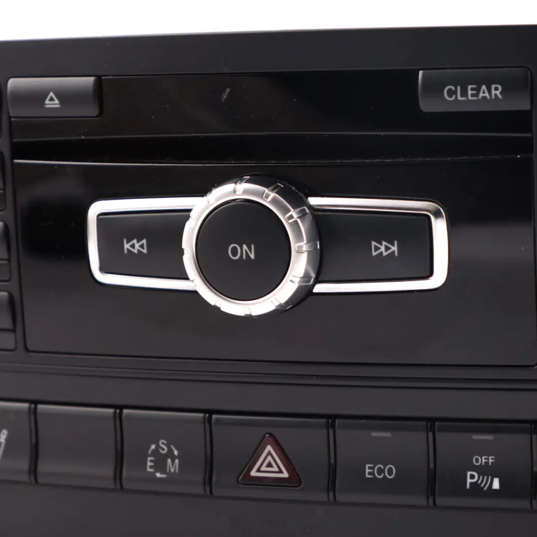 Radio Media Headunit Mercedes C117 W176 CD Radio Player Head Unit to with Part number A2469000212 Radio Media Headunit Mercedes C117 W176 CD Radio Player Head Unit - SKU A2469000212 - Part number A2469000212