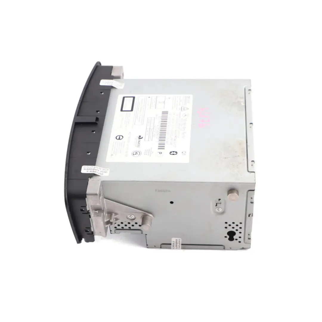 Radio-CD-Spieler Mercedes W176 W246 COMAND Nav Sat-Hauptgerät für mit Teilenummer A2469000516 Radio-CD-Spieler Mercedes W176 W246 COMAND Nav Sat-Hauptgerät - SKU A2469000516 - Teilenummer A2469000516