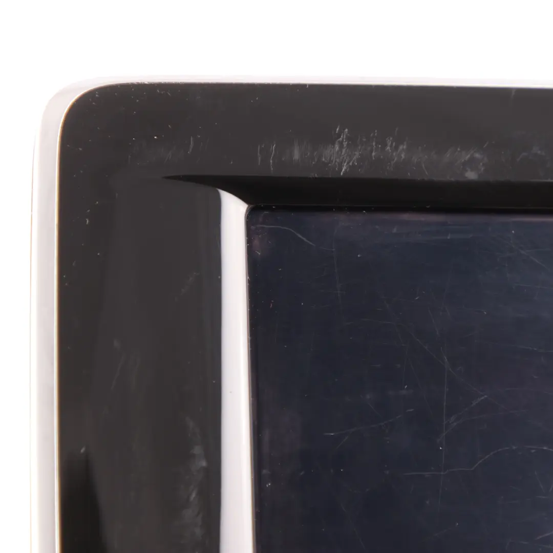 Display Bildschirm Zentrale Armaturenbrett für Mercedes W176 W246 mit Teilenummer A2469001206 Mercedes W176 W246 Display Bildschirm Zentrale Armaturenbrett - SKU A2469001206 - Teilenummer A2469001206