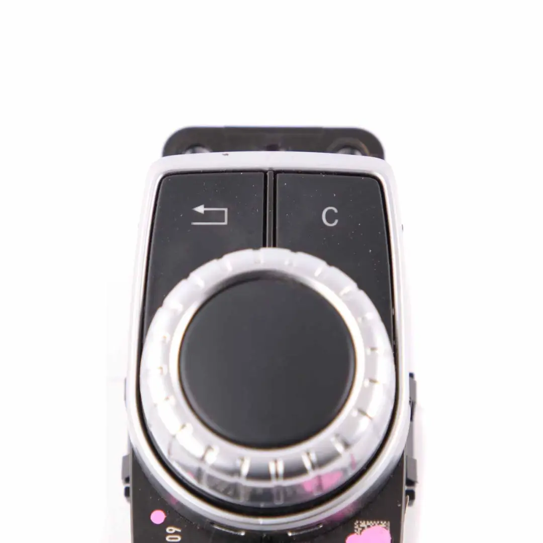Pokrętło IDRIVE Multimedia do Mercedes W176 W246 o numerze A2469001309 Mercedes W176 W246 Pokrętło IDRIVE Multimedia - SKU A2469001309 - Numer Części A2469001309