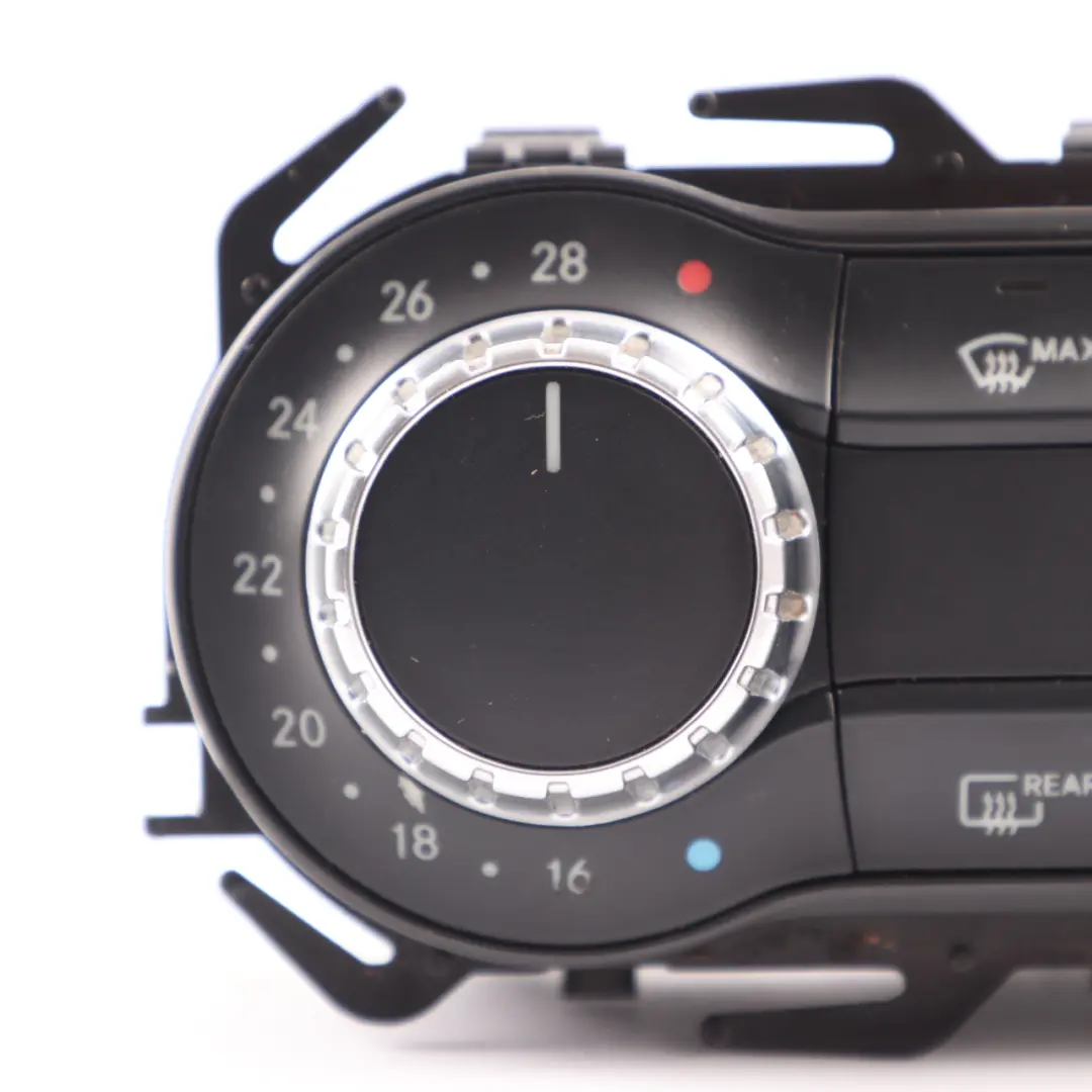 Klimabedienteil Heizungsschalter Klimaanlage A/C für Mercedes W176 W246 mit Teilenummer A2469002208 Mercedes W176 W246 Klimabedienteil Heizungsschalter Klimaanlage A/C - SKU A2469002208-1 - Teilenummer A2469002208