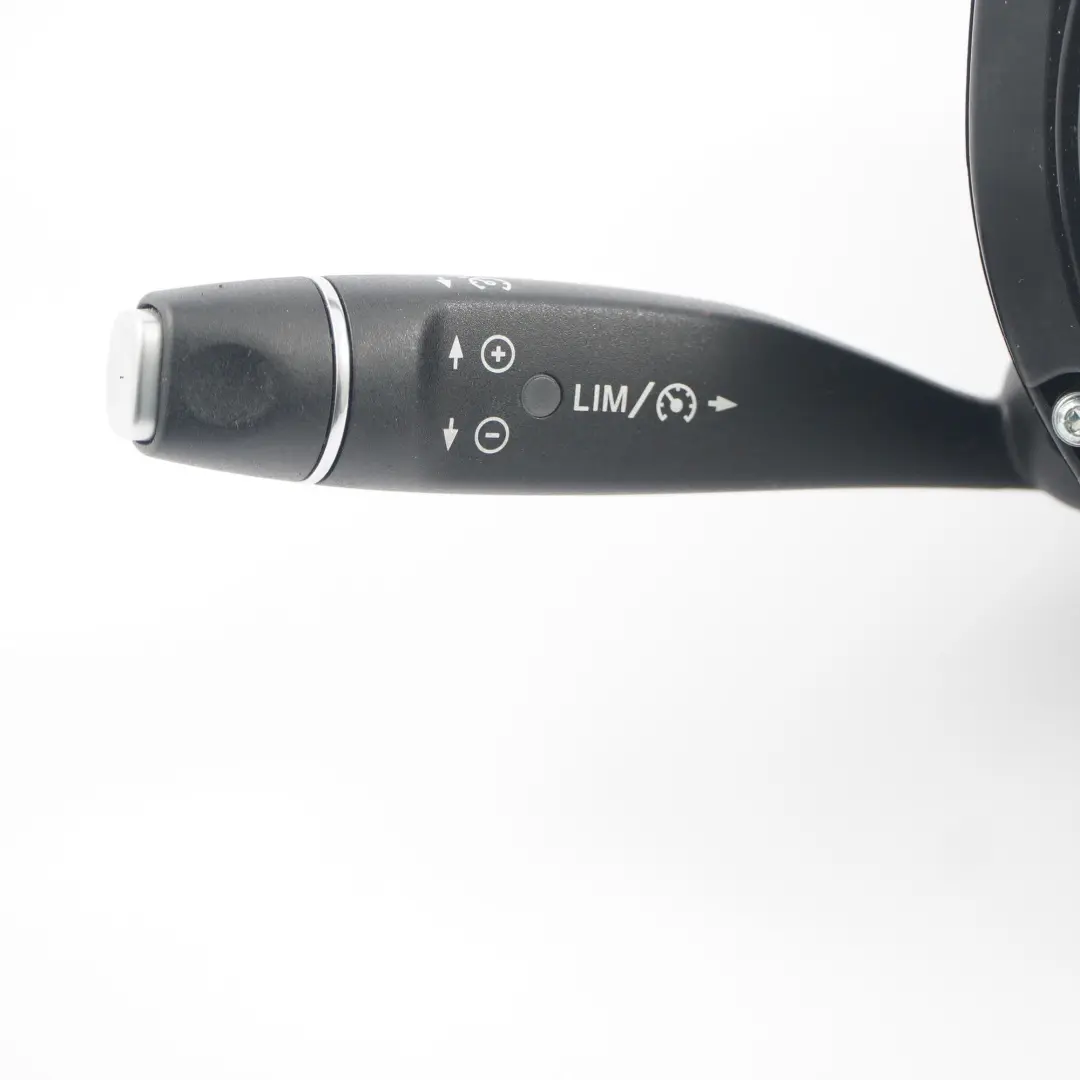 Piantone sterzo Mercedes W176 W246 Indicatore direzione slittamento per con numero di parte A2469003420 Piantone sterzo Mercedes W176 W246 Indicatore direzione slittamento - SKU A2469003420 - Numero di parte A2469003420