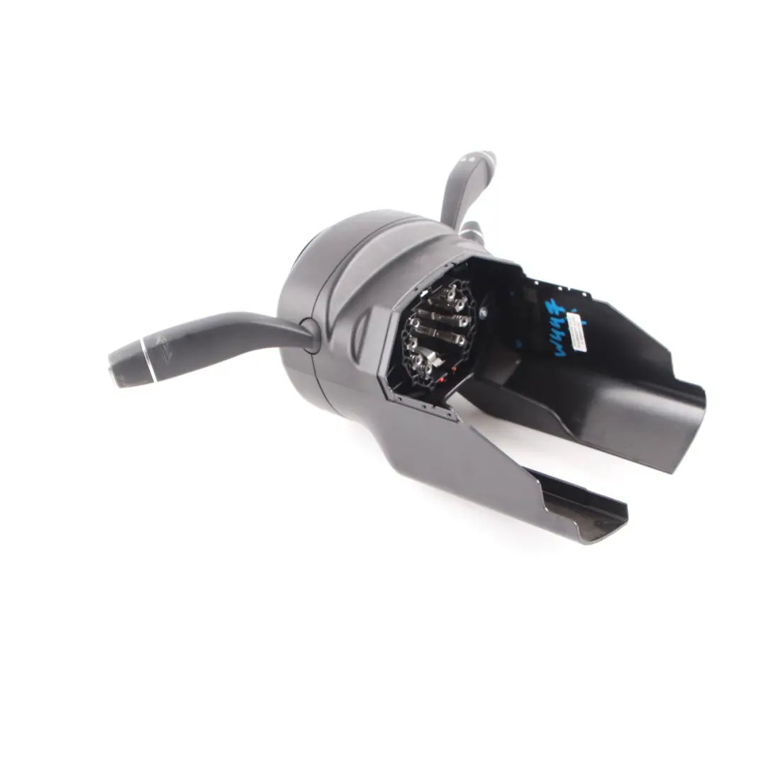 Interruttore quadro comando colonna sterzo Squib per Mercedes W447 con numero di parte A2469004120 Mercedes W447 Interruttore quadro comando colonna sterzo Squib - SKU A2469004120 - Numero di parte A2469004120