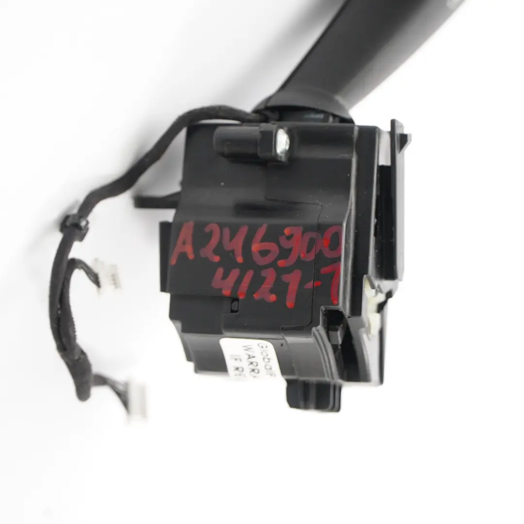 Mercedes W447 Interruttore della colonna sterzo Indicatore tergicristallo Stalk - SKU A2469004121-1 - Numero di parte A2469004121