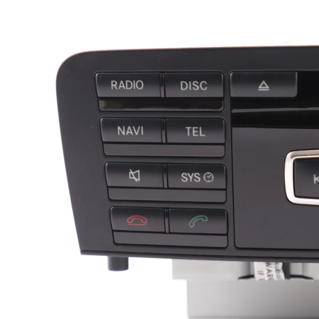 Radio CD Player Mercedes W176 W246 COMAND Nav Sat Head Unit para con número de pieza A2469006710 Radio CD Player Mercedes W176 W246 COMAND Nav Sat Head Unit - SKU A2469006710 - Número de pieza A2469006710