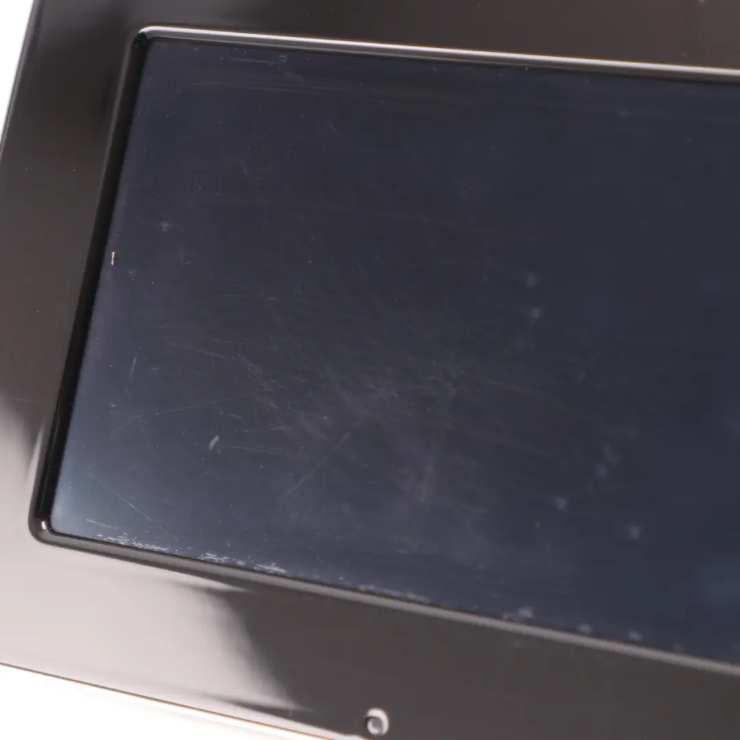 Wyświetlacz Ekran Radio Nawigacji do Mercedes W176 W246 o numerze A2469007018 Mercedes W176 W246 Wyświetlacz Ekran Radio Nawigacji - SKU A2469007018 - Numer Części A2469007018