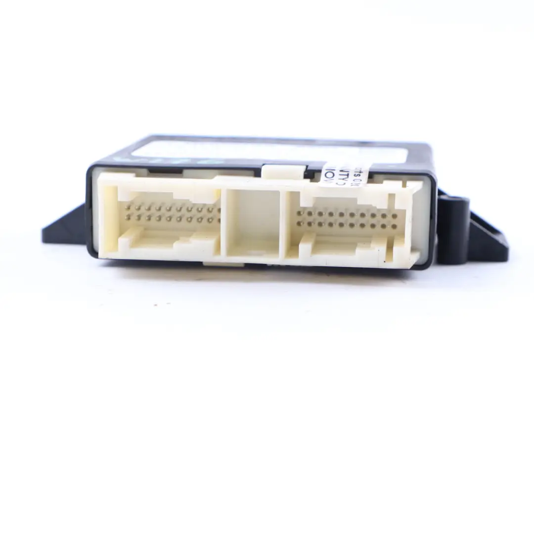 PDC Parking Control Module Parktronic System N62 to Mercedes W176 R231 with Part number A2469007307 Mercedes W176 R231 PDC Parking Control Module Parktronic System N62 - SKU A2469007307 - Part number A2469007307