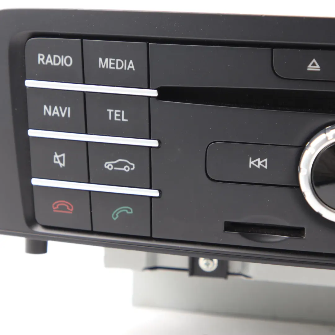 Radio Head Unit Mercedes W176 Media Player Navigation Unit to with Part number A2469007418 Radio Head Unit Mercedes W176 Media Player Navigation Unit - SKU A2469007418 - Part number A2469007418