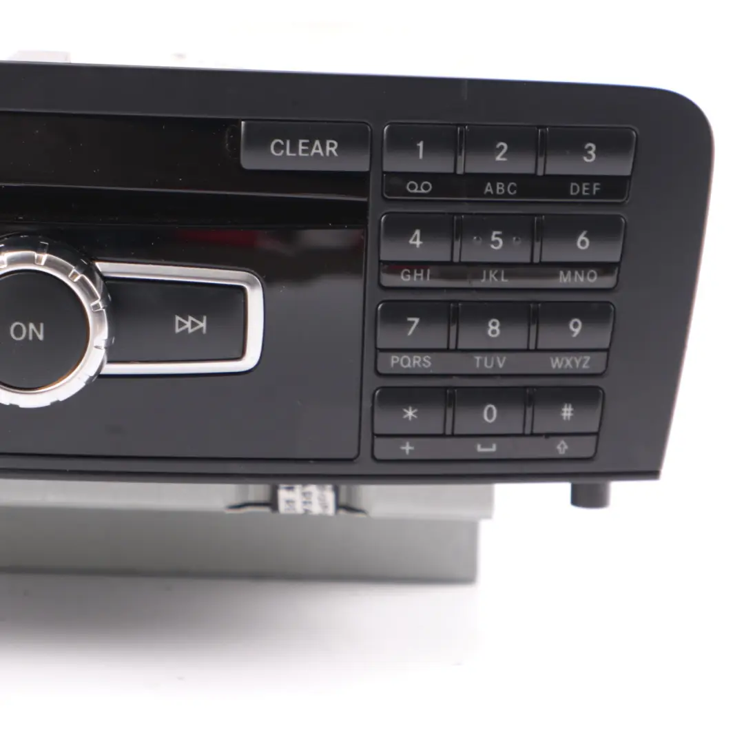 Radio Stéréo Unité principale Media Player Navigation pour Mercedes W176 à propos du numéro de pièce A2469009312 Mercedes W176 Radio Stéréo Unité principale Media Player Navigation - SKU A2469009312-1 - Numéro de pièce A2469009312