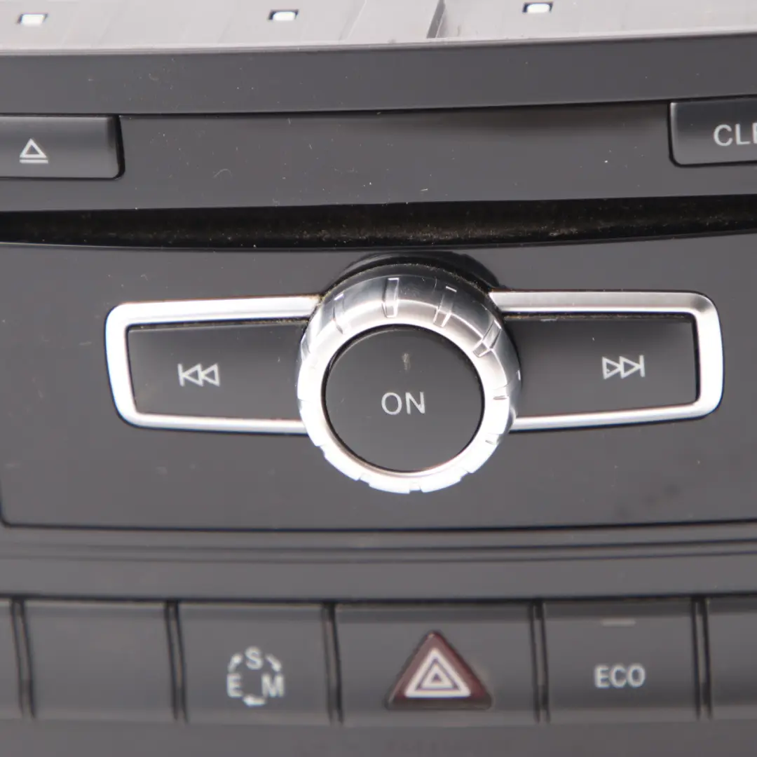 Radio Head Unit Mercedes W176 Media Player Navigation Hazard Switch to with Part number A2469009312 Radio Head Unit Mercedes W176 Media Player Navigation Hazard Switch - SKU A2469009312 - Part number A2469009312