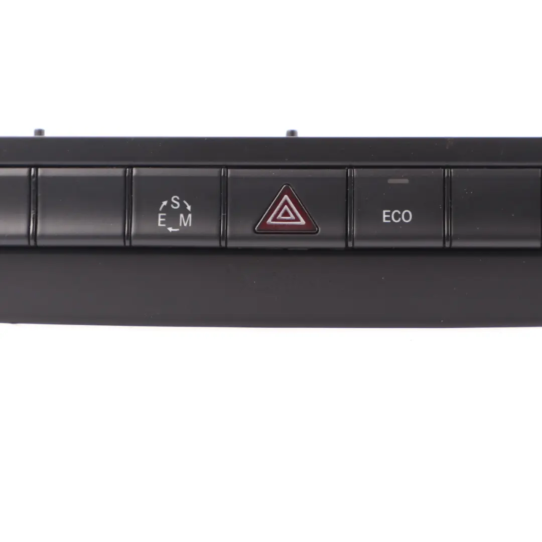 Mercedes W176 Panel Salpicadero Interruptor Calefacción Selección dinámica - SKU A2469052001 - Número de pieza A2469052001