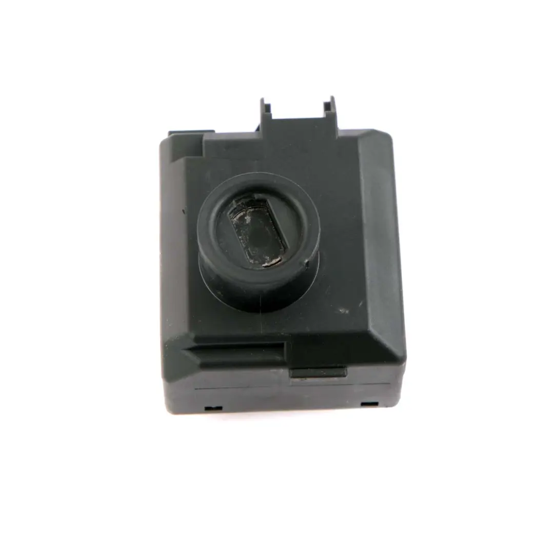 Ignition Switch Lock Control Unit Module to Mercedes W176 W246 with Part number A2469054602 Mercedes W176 W246 Ignition Switch Lock Control Unit Module - SKU A2469054602 - Part number A2469054602