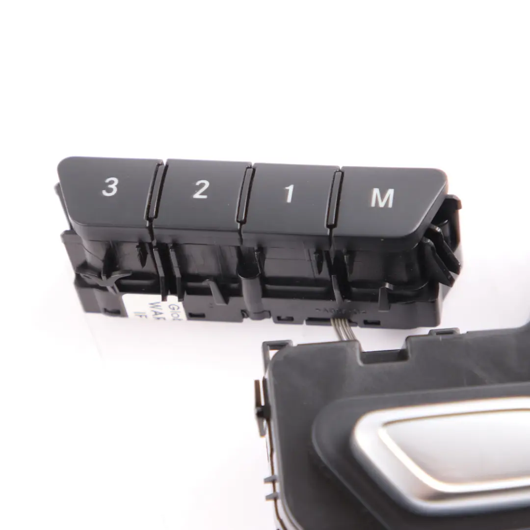 Interruptor de asiento Mercedes W176 W246 Control de ajuste delantero derecho para con número de pieza A2469054901 Interruptor de asiento Mercedes W176 W246 Control de ajuste delantero derecho - SKU A2469054901 - Número de pieza A2469054901