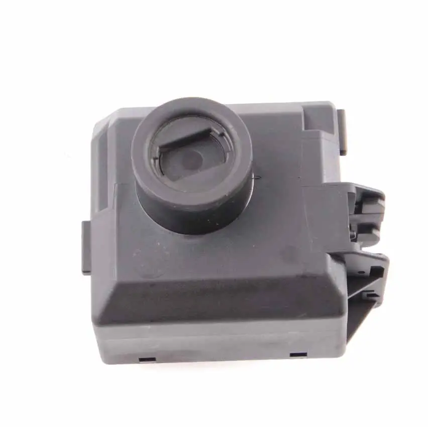 Commutateur d'allumage Mercedes W176 W246 Key Reader pour à propos du numéro de pièce A2469055103 Commutateur d'allumage Mercedes W176 W246 Key Reader - SKU A2469055103 - Numéro de pièce A2469055103