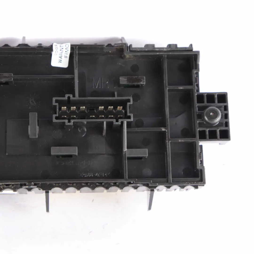Fuse Box Mercedes W176 OM607 Front Relay Control Unit Module to with Part number A2469060093 Fuse Box Mercedes W176 OM607 Front Relay Control Unit Module - SKU A2469060093 - Part number A2469060093