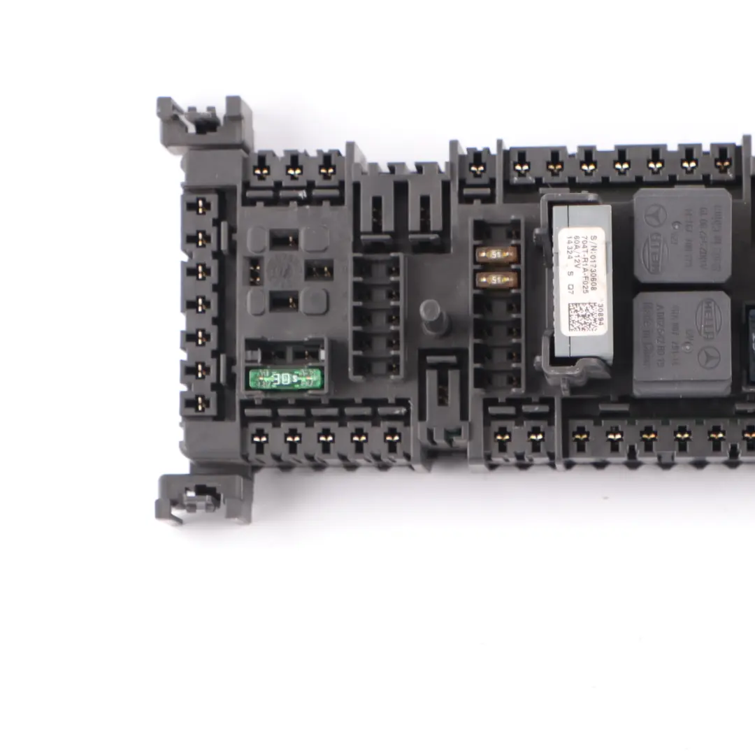 Sicherungs Kasten Mercedes W156 W176 W246 Front Relais Modul für mit Teilenummer A2469066600 Sicherungs Kasten Mercedes W156 W176 W246 Front Relais Modul - SKU A2469066600 - Teilenummer A2469066600