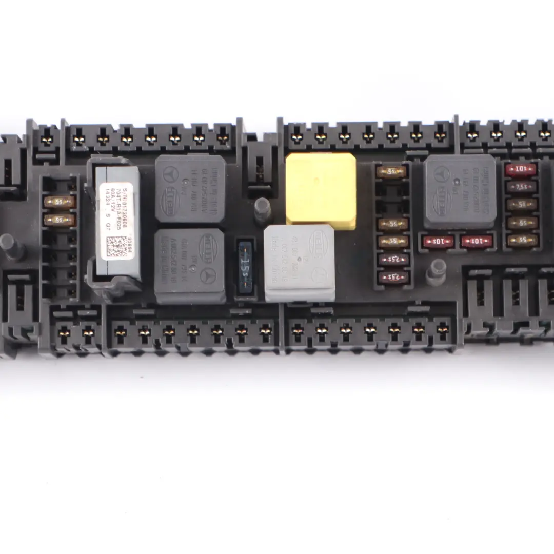 Sicherungs Kasten Mercedes W156 W176 W246 Front Relais Modul für mit Teilenummer A2469066600 Sicherungs Kasten Mercedes W156 W176 W246 Front Relais Modul - SKU A2469066600 - Teilenummer A2469066600