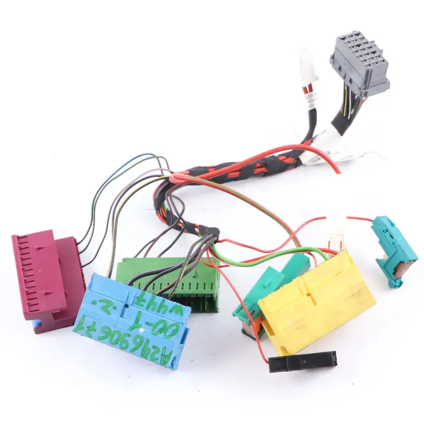 Fusibile Scatola Relè Unità per Mercedes W176 W246 C117 con numero di parte A2469067100 Mercedes W176 W246 C117 Fusibile Scatola Relè Unità - SKU A2469067100 - Numero di parte A2469067100