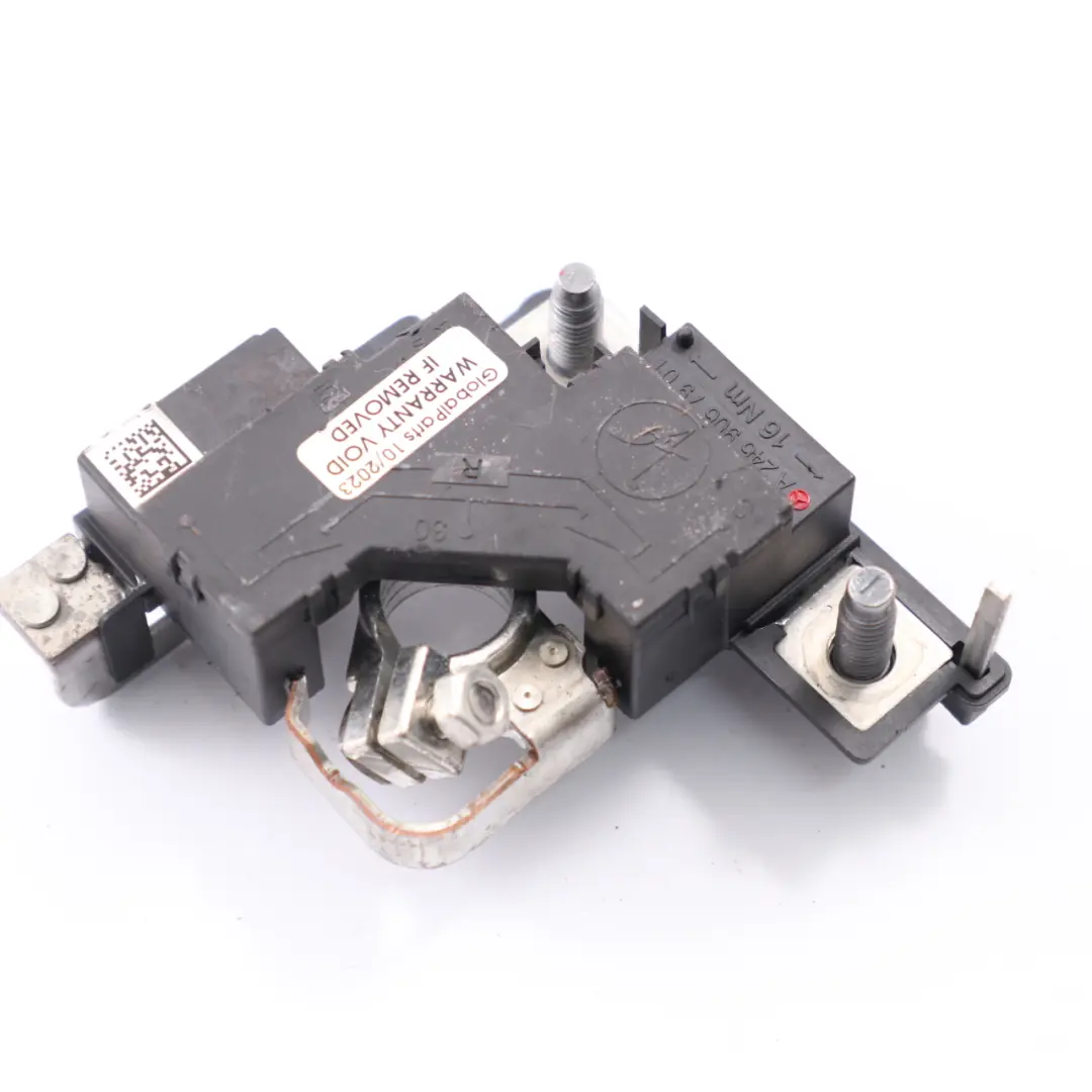 Fil borne pôle positif plus de la batterie pour Mercedes C117 W176 W246 à propos du numéro de pièce A2469067901 Mercedes C117 W176 W246 Fil borne pôle positif plus de la batterie - SKU A2469067901 - Numéro de pièce A2469067901