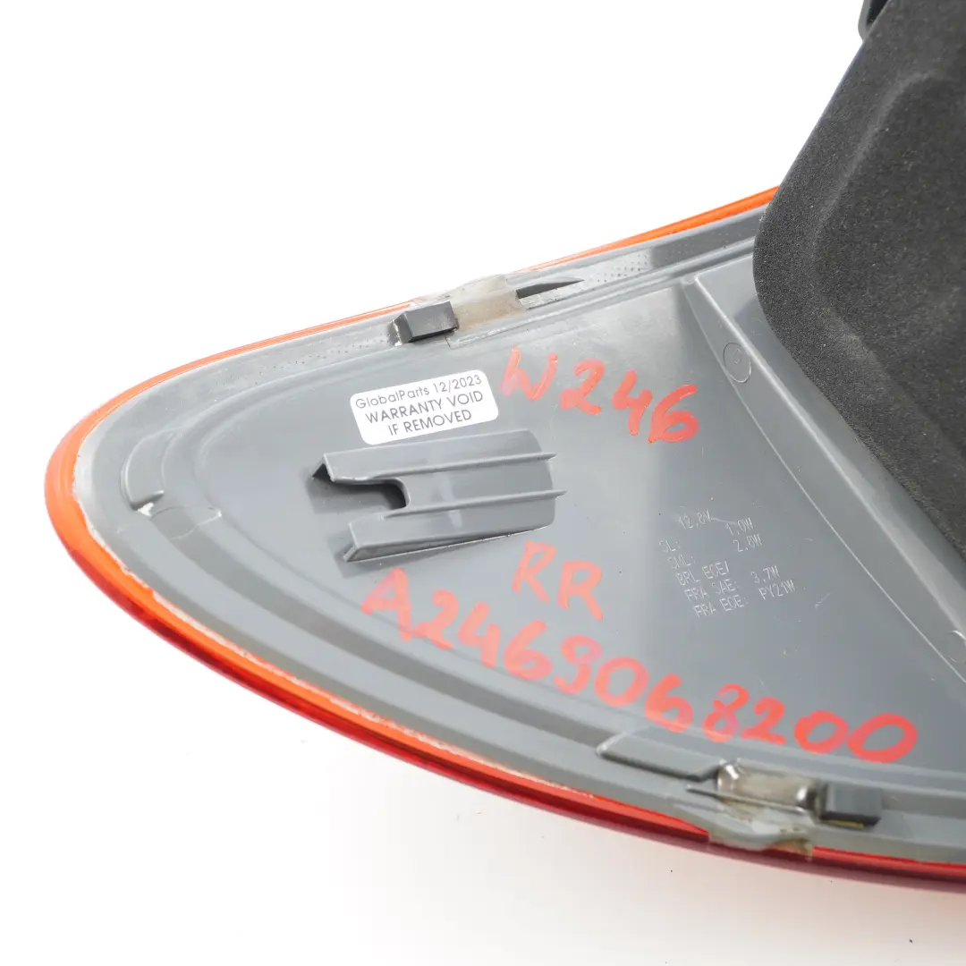Mercedes W246 Luz Trasera Derecha Panel lateral luces traseras LED - SKU A2469068200 - Número de pieza A2469068200