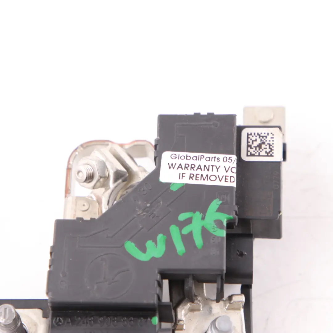  Bloque unión batería Mercedes W176 W246 Terminal positivo batería - SKU A2469068601 - Número de pieza A2469068601