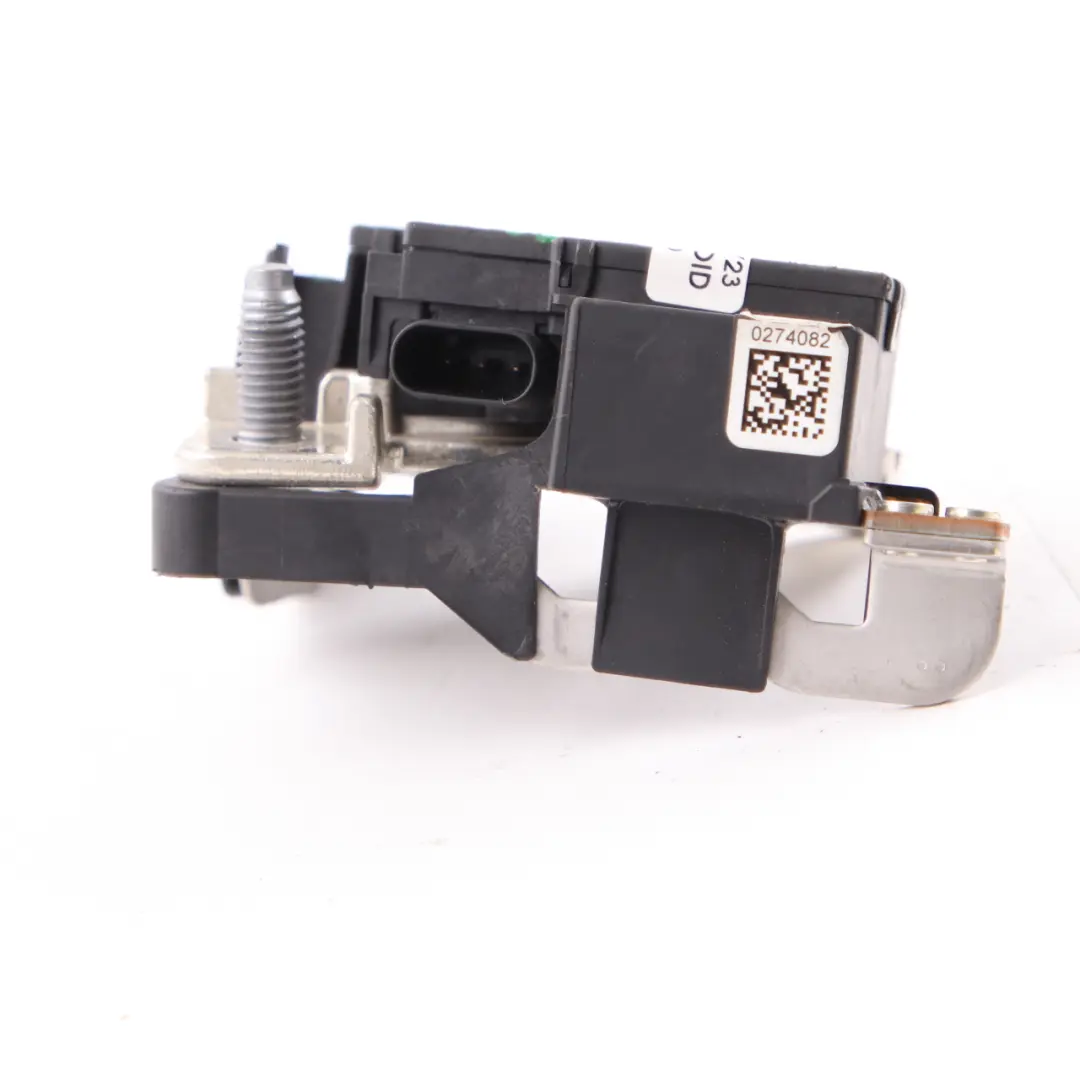 Blocco giunzione batteria Mercedes W176 W246 Terminale polo batteria per con numero di parte A2469068601 Blocco giunzione batteria Mercedes W176 W246 Terminale polo batteria - SKU A2469068601 - Numero di parte A2469068601