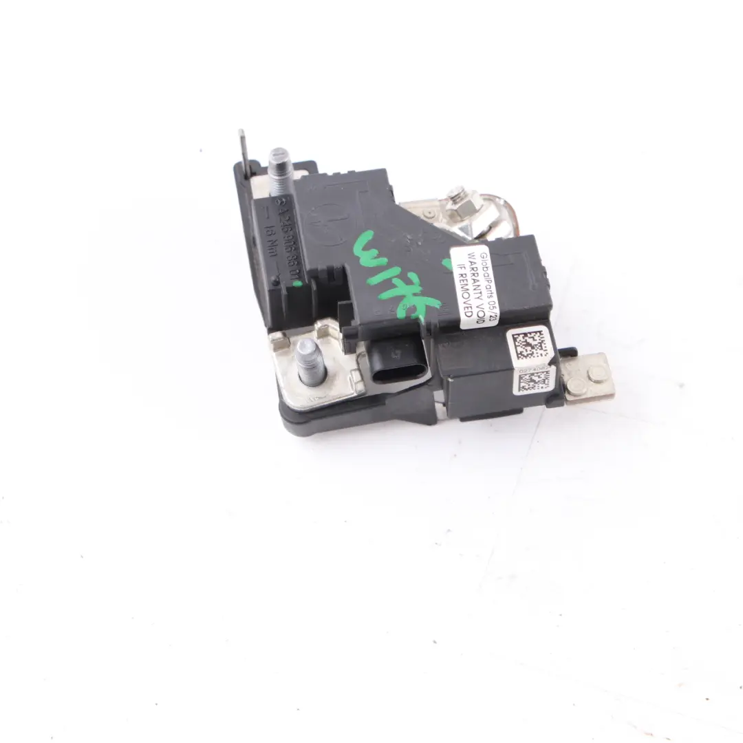 Batterie Anschlussblock Mercedes W176 W246 Batterieklemme für mit Teilenummer A2469068601 Batterie Anschlussblock Mercedes W176 W246 Batterieklemme - SKU A2469068601 - Teilenummer A2469068601