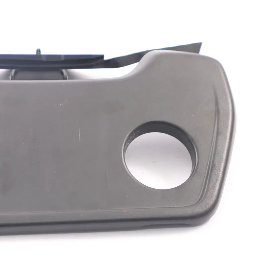 Mercedes W246 Siège Table Pliante Gauche Droite Plaque Recouvrement - SKU A2469101601 - Numéro de pièce A2469101601