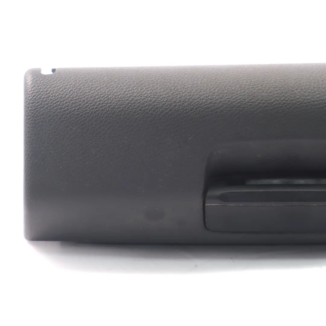  Boîte Rangement Siège Mercedes W176 W246 Sous Plateau Gauche Droite - SKU A2469101701-1 - Numéro de pièce A2469101701