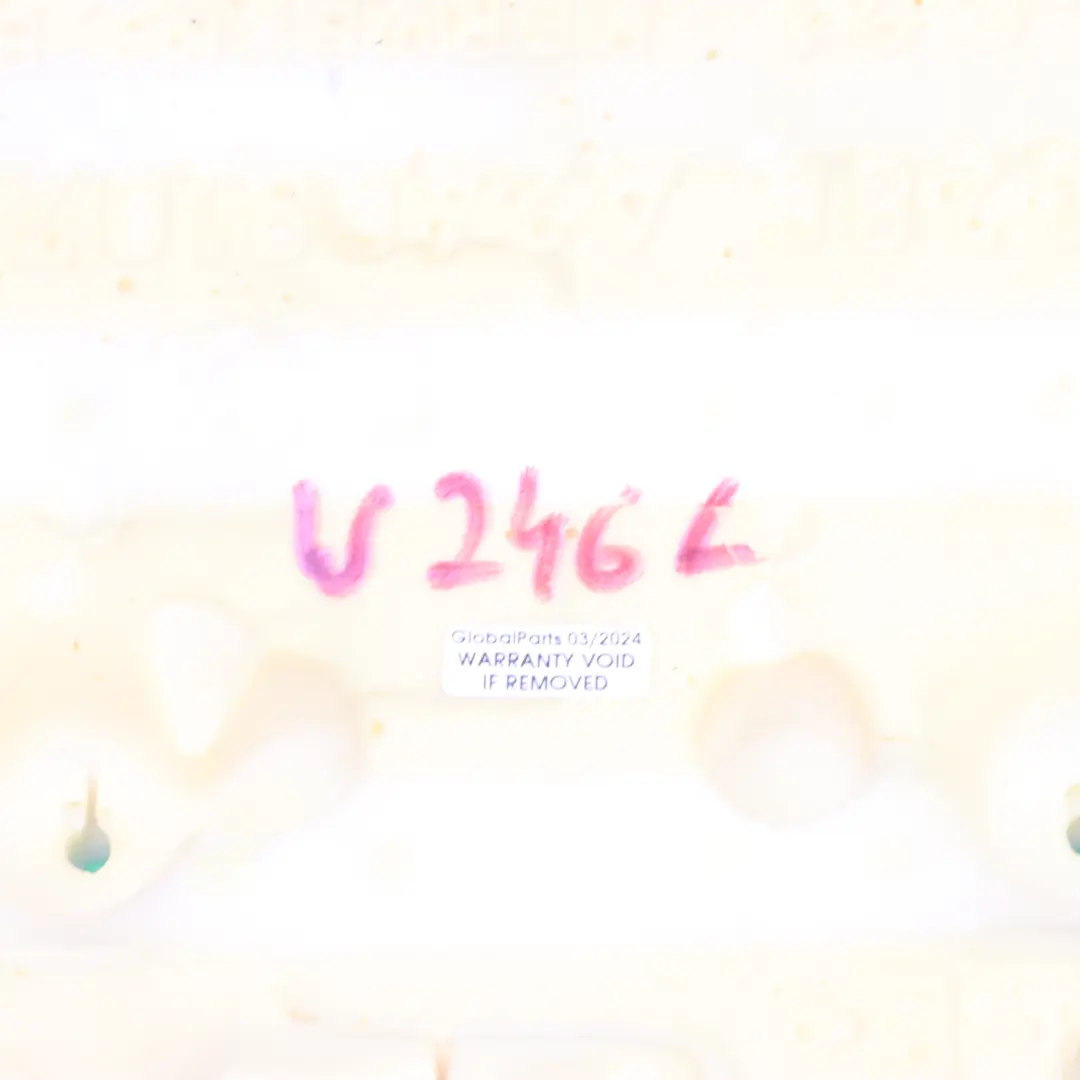 Housse de siège avant Mercedes W176 W246 Gauche Droite Simili Cuir Noir pour à propos du numéro de pièce A2469105601 Housse de siège avant Mercedes W176 W246 Gauche Droite Simili Cuir Noir - SKU A2469105601 - Numéro de pièce A2469105601