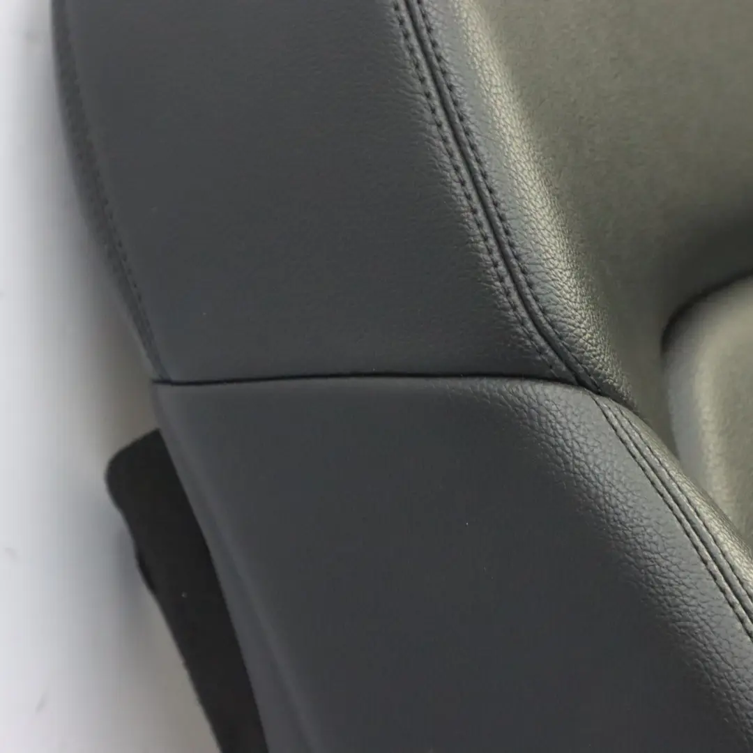 Mercedes W176 Vordersitz Links Rückenlehne Abdeckung Kunstleder Schwarz - SKU A2469105702-5 - Teilenummer A2469105702