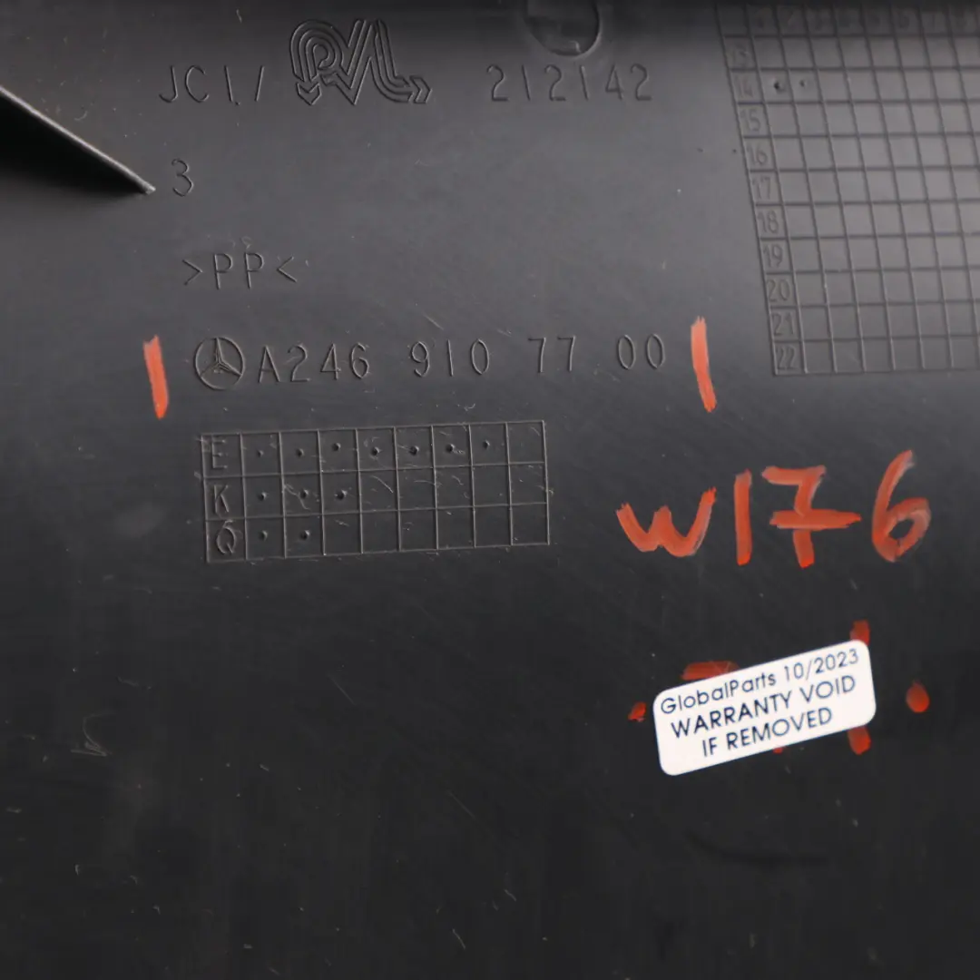 Panneau Recouvrement Siège Avant Noir pour Mercedes W176 W246 à propos du numéro de pièce A2469107700 Mercedes W176 W246 Panneau Recouvrement Siège Avant Noir - SKU A2469107700 - Numéro de pièce A2469107700